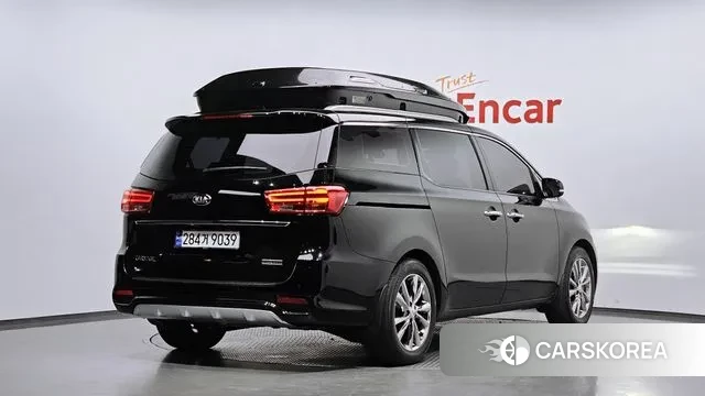 Kia The New Carnival id 2990693 из Кореи 12