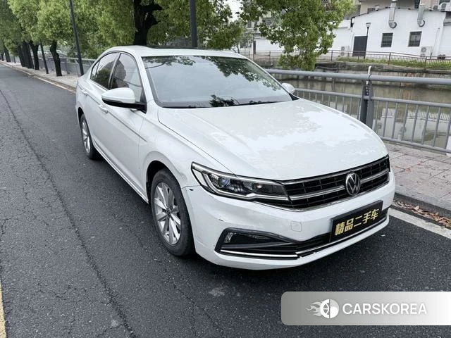 Volkswagen Bora 2022 Белый из Китая, фото 2