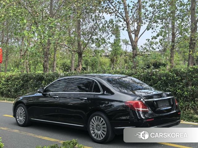 Mercedes-Benz E-class id 3895968 из Китая 2