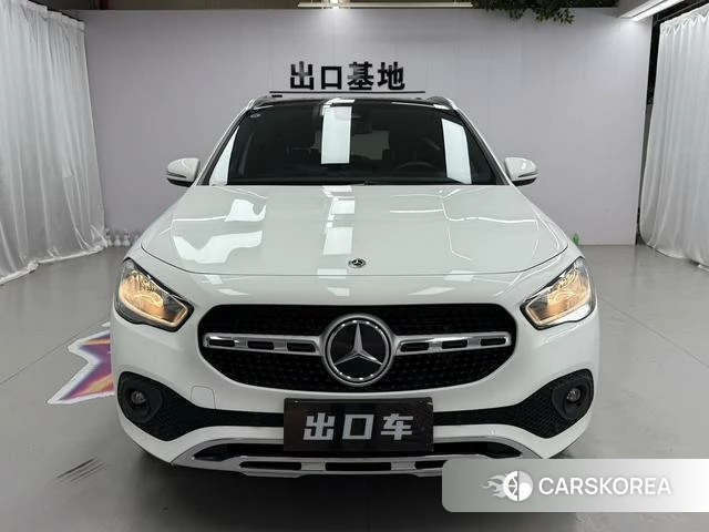 Mercedes-Benz GLA 2022 Белый из Китая, фото 2