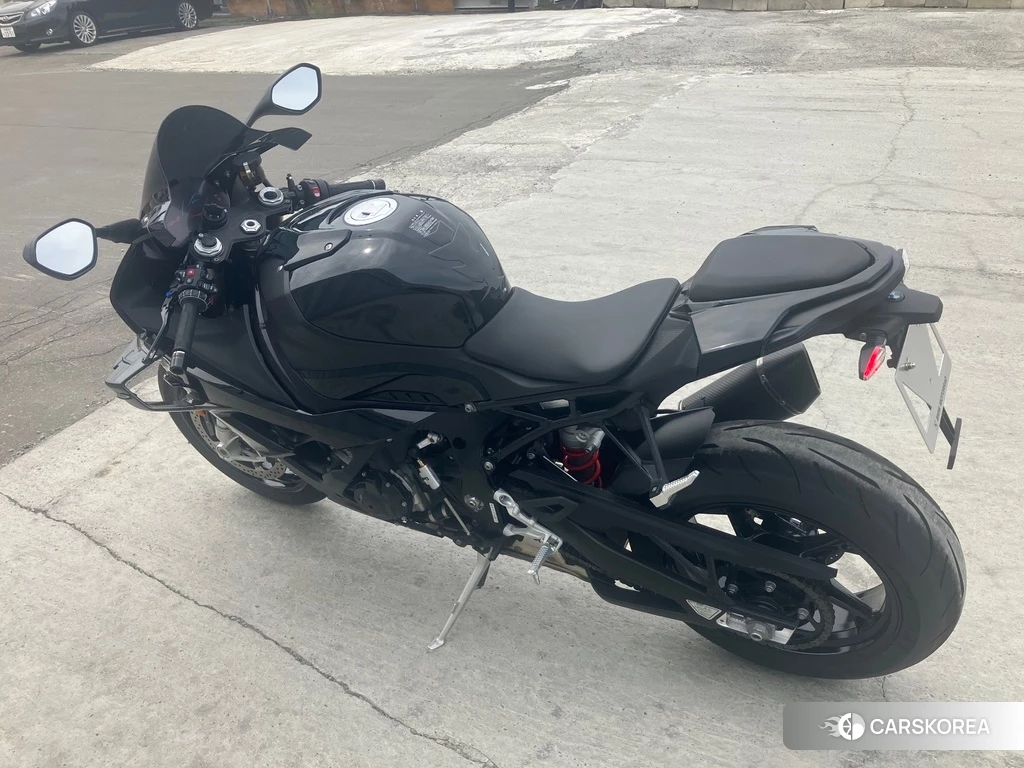 Проданный BMW S1000RR 2023 из Японии