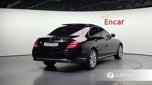 Mercedes-Benz E-Class W213 id 3469611 из Кореи 12