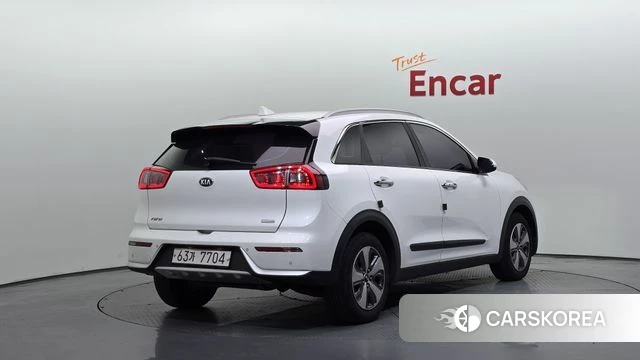 Kia Niro id 4937688 из Кореи 12