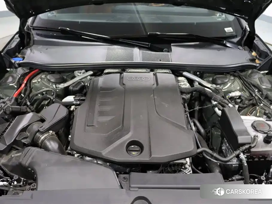Audi A5L id 4674506 из Китая 12