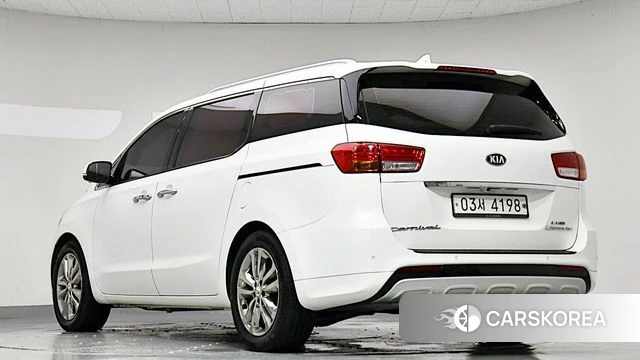 Kia All New Carnival id 4663099 из Кореи 12