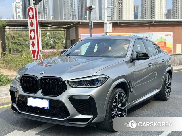 BMW X6 M 2023 Серебристо-серый из Китая, фото 4