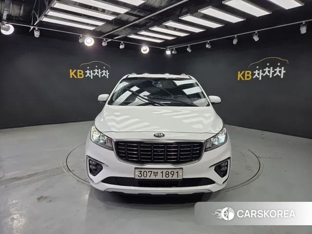 Kia The New Carnival id 2304870 из Кореи 11