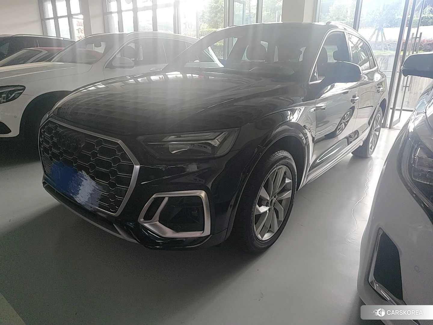 Audi Q5L id 4426879 из Китая 10