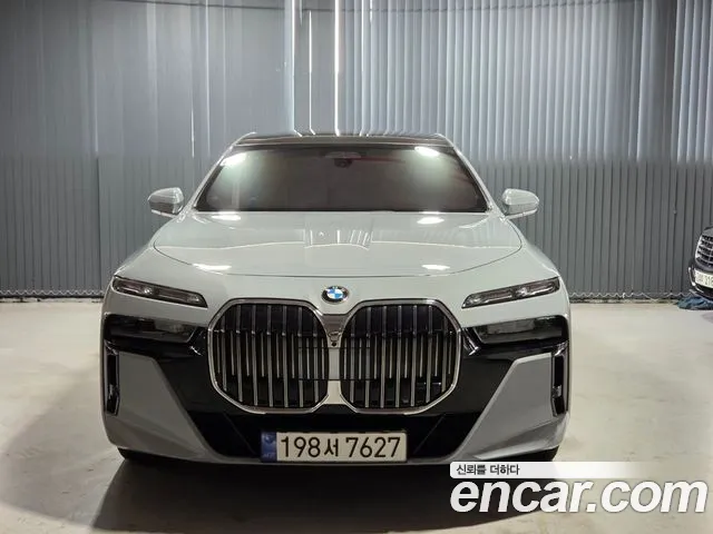 BMW 7 Series (G70) id 2794895 из Кореи 12