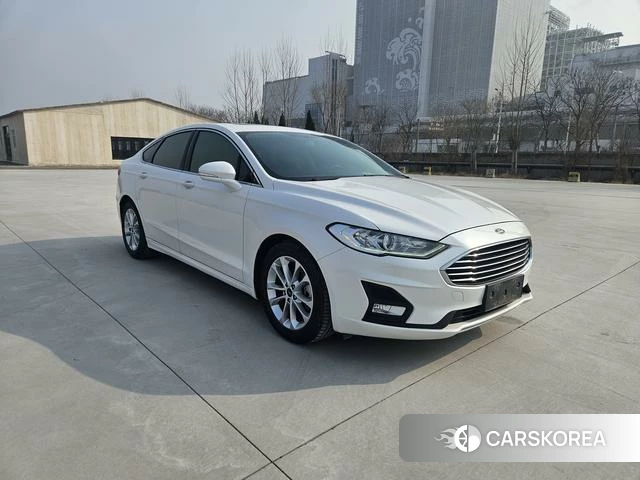 Ford Mondeo 2020 Белый из Китая, фото 2
