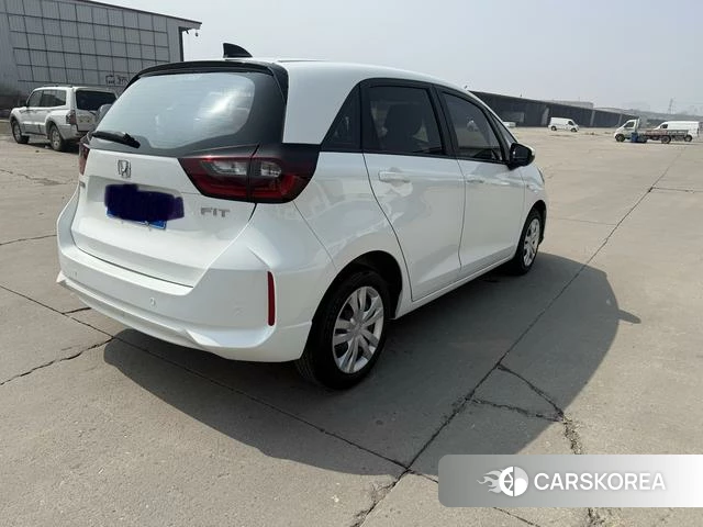 Honda Fit 2023 Белый из Китая, фото 4