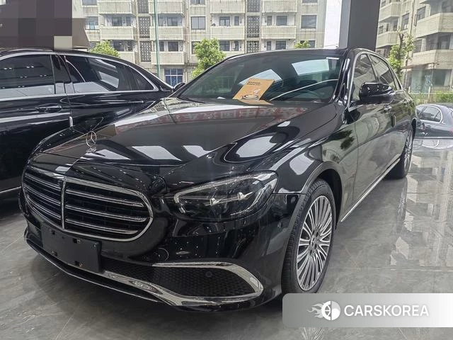 Mercedes-Benz E-class 2022 Черный из Китая, фото 2