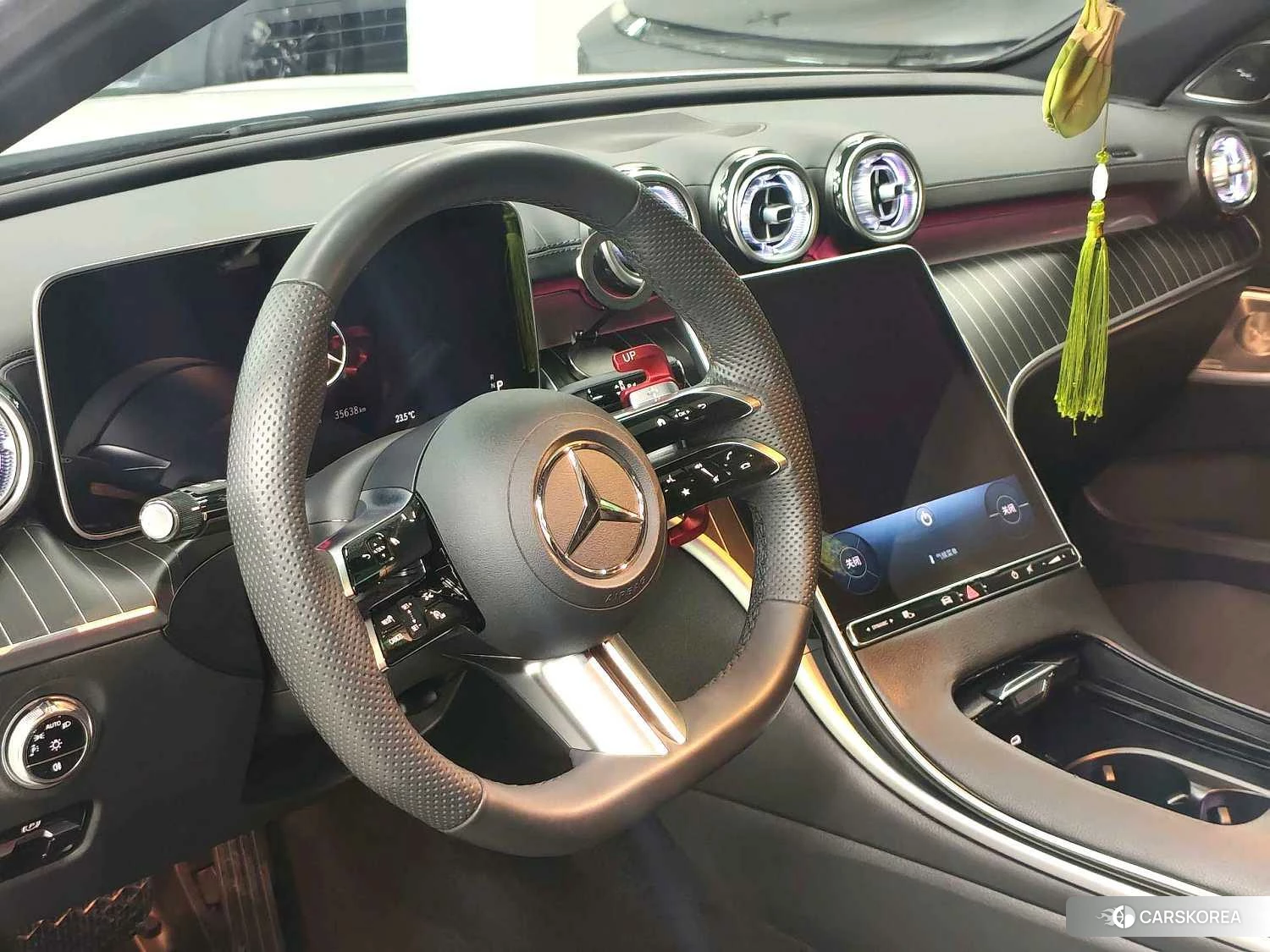 Mercedes-Benz Class C 2023 Белый из Китая, фото 2