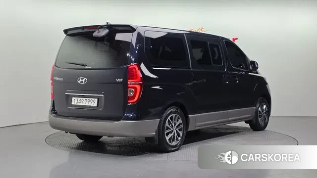 Hyundai The New Grand Starex id 3698163 из Кореи 12