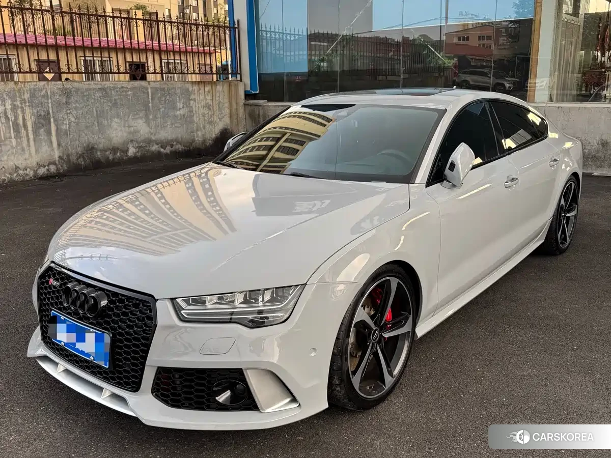 Audi A7 2018 Белый из Китая, фото 2