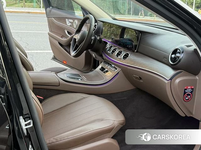 Mercedes-Benz E-class id 4393228 из Китая 12