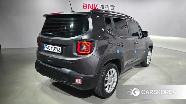 Jeep Renegade id 4698311 из Кореи 12