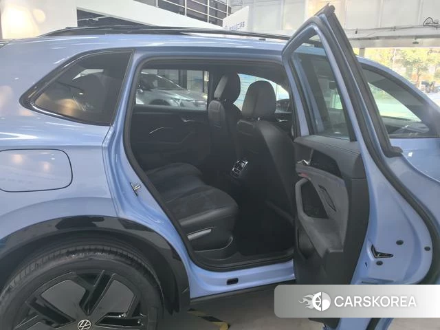 Volkswagen Tiguan L id 4238690 из Китая 8