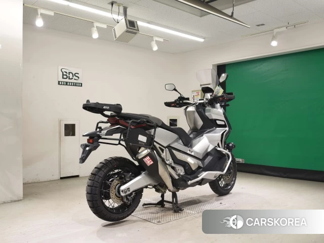 Проданный Honda X-ADV 750 2018 из Японии, фото 2