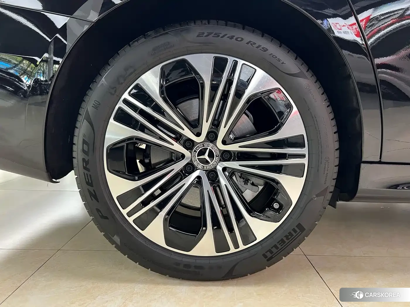 Mercedes-Benz E-Class id 4654467 из Китая 12