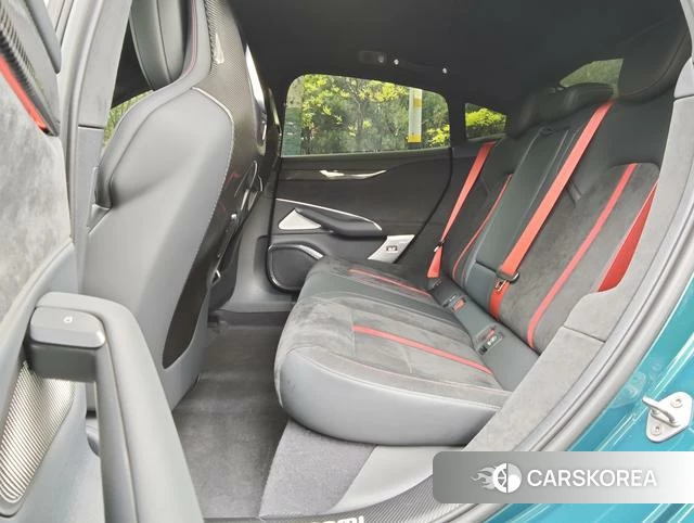 Xiaomi Car Xiaomi SU7 Ultra 2025 Зеленый из Китая, фото 3