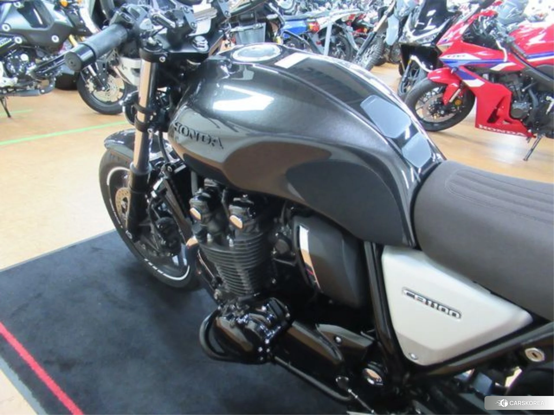 Honda CB1100RS id 4380282 из Японии 10