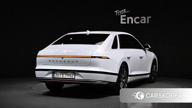 Hyundai Grandeur Hybrid (GN7) id 3431659 из Кореи 12