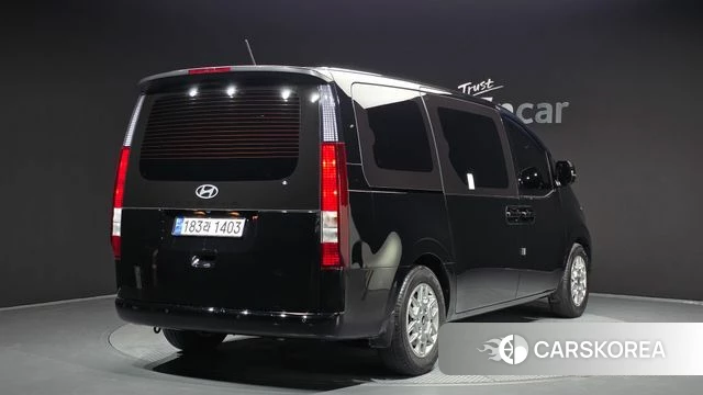 Hyundai Staria id 4354383 из Кореи 12