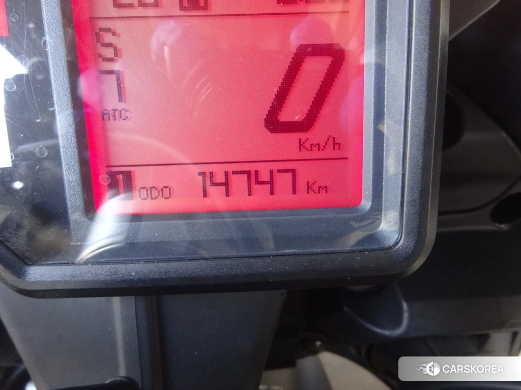 Проданный Aprilia TUONO V4R APRC 2014 из Японии, фото 2