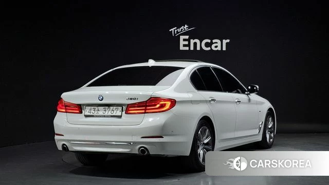 BMW 5 Series (G30) id 4188412 из Кореи 12