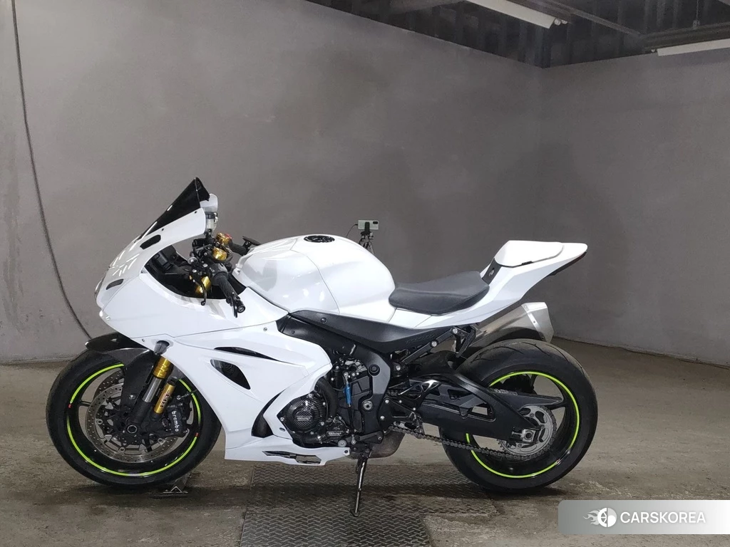 Проданный Suzuki GSX-R1000R 2017 из Японии