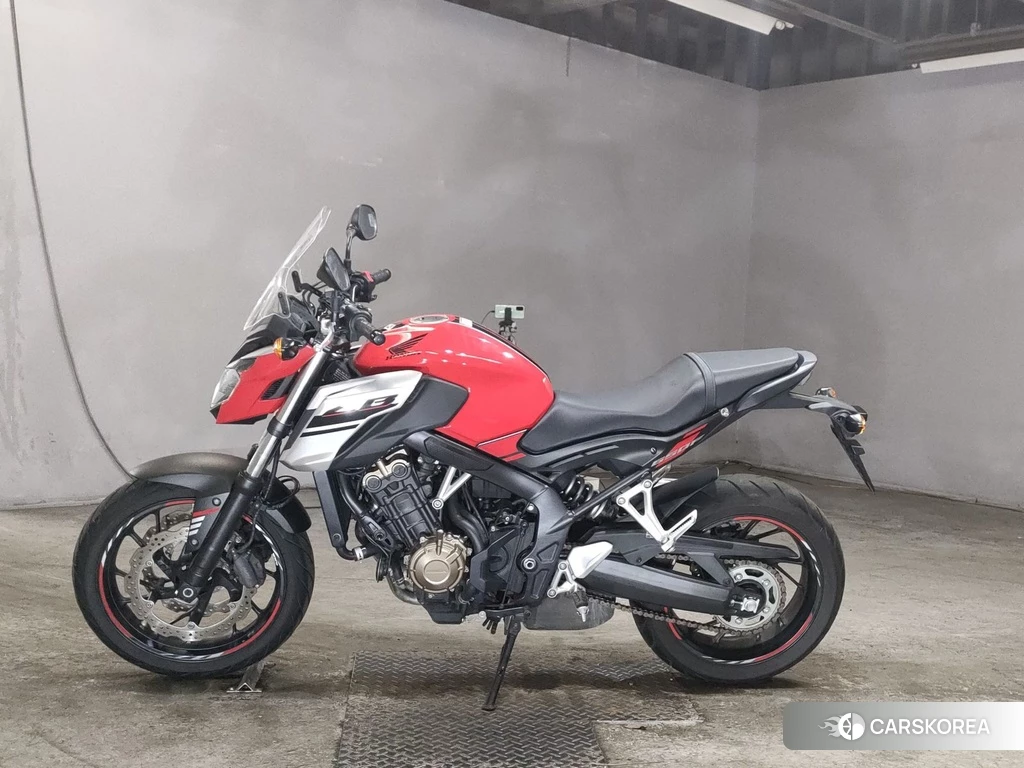 Проданный Honda CB650F 2019 из Японии, фото 2