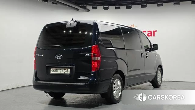 Hyundai The New Grand Starex id 3843839 из Кореи 12