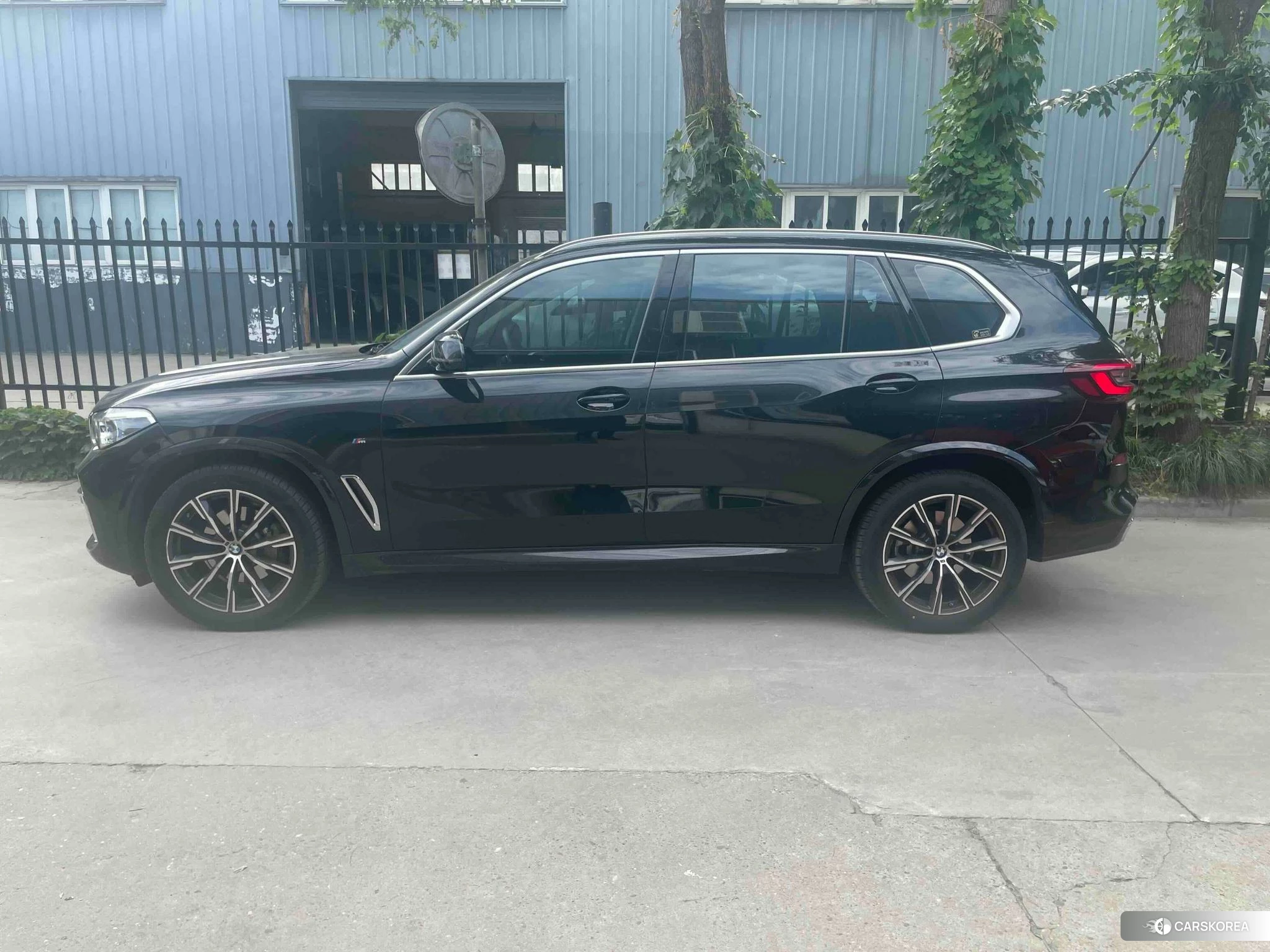 BMW X5 2022 Черный из Китая, фото 2
