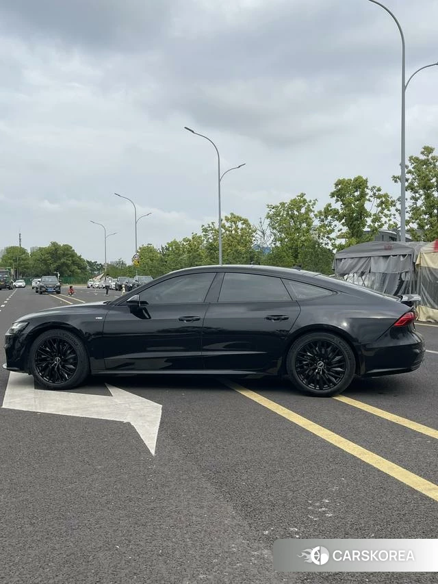 Audi A7 id 4341933 из Китая 12
