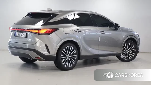 Lexus RX450h + 5th generation 2024 Песочный из Кореи, фото 6