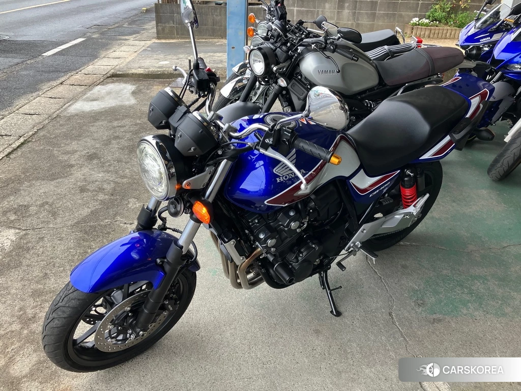 Проданный Honda CB400SF ABS 2020 из Японии, фото 2