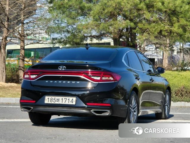 Hyundai Grandeur IG id 3924773 из Кореи 12