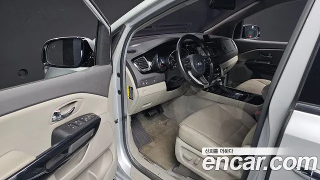 Kia All New Carnival id 2765304 из Кореи 12