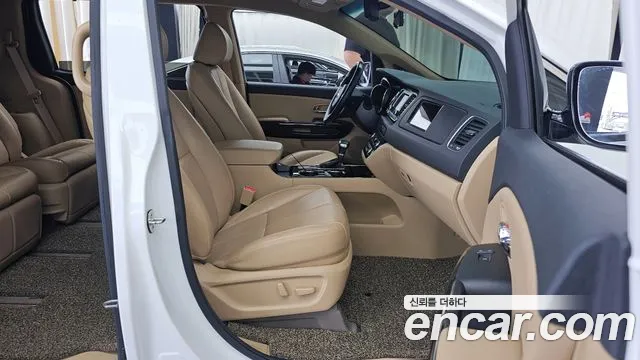 Kia The New Carnival id 2763485 из Кореи 12