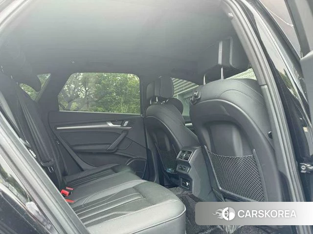 Audi Q5L id 4333729 из Китая 8