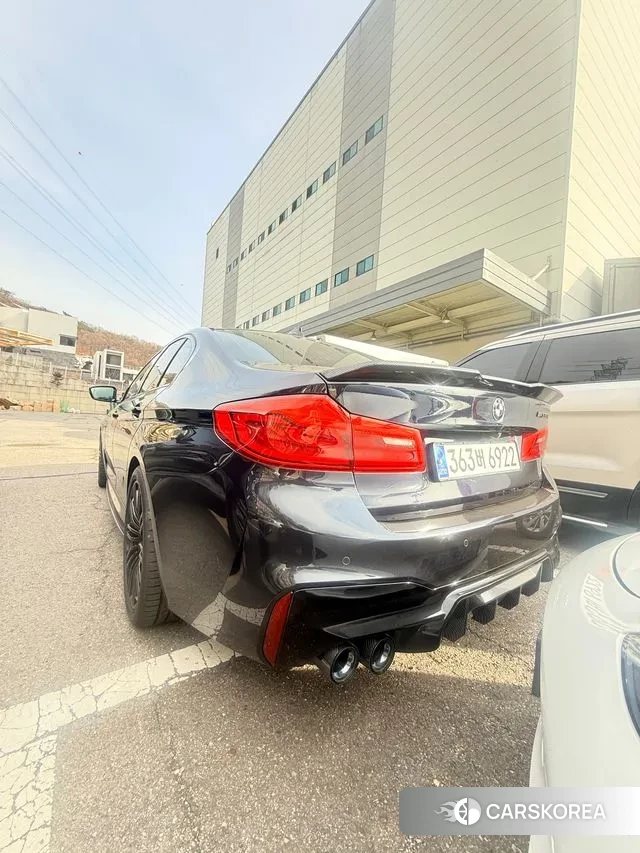 BMW 5 Series (G30) 2019 Черный из Кореи, фото 4