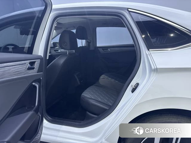 Volkswagen Sagitar id 4313849 из Китая 12