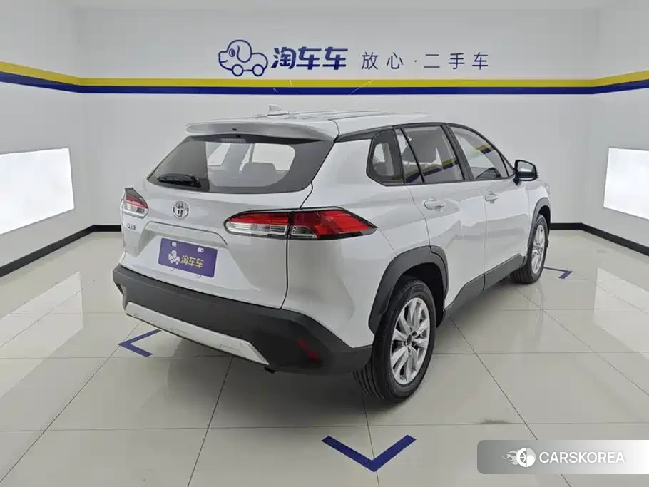 Toyota Corolla id 4681161 из Китая 8