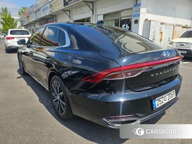 Hyundai The New Grandeur IG id 3089807 из Кореи 10