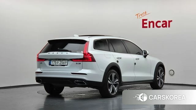 Volvo V60 Cross-Country 2nd Generation id 4529812 из Кореи 12