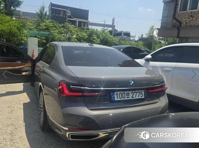 BMW 7 Series (G11) 2022 Серебристо-серый из Кореи, фото 2