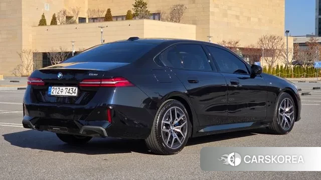 BMW 5 Series (G60) id 3452038 из Кореи 12