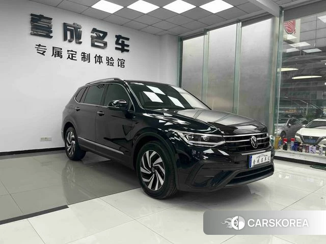 Volkswagen Tiguan L id 4258869 из Китая 12