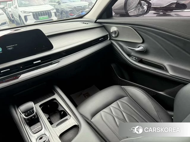 Chery Arrizo 8 2023 Серебристо-серый из Китая, фото 6